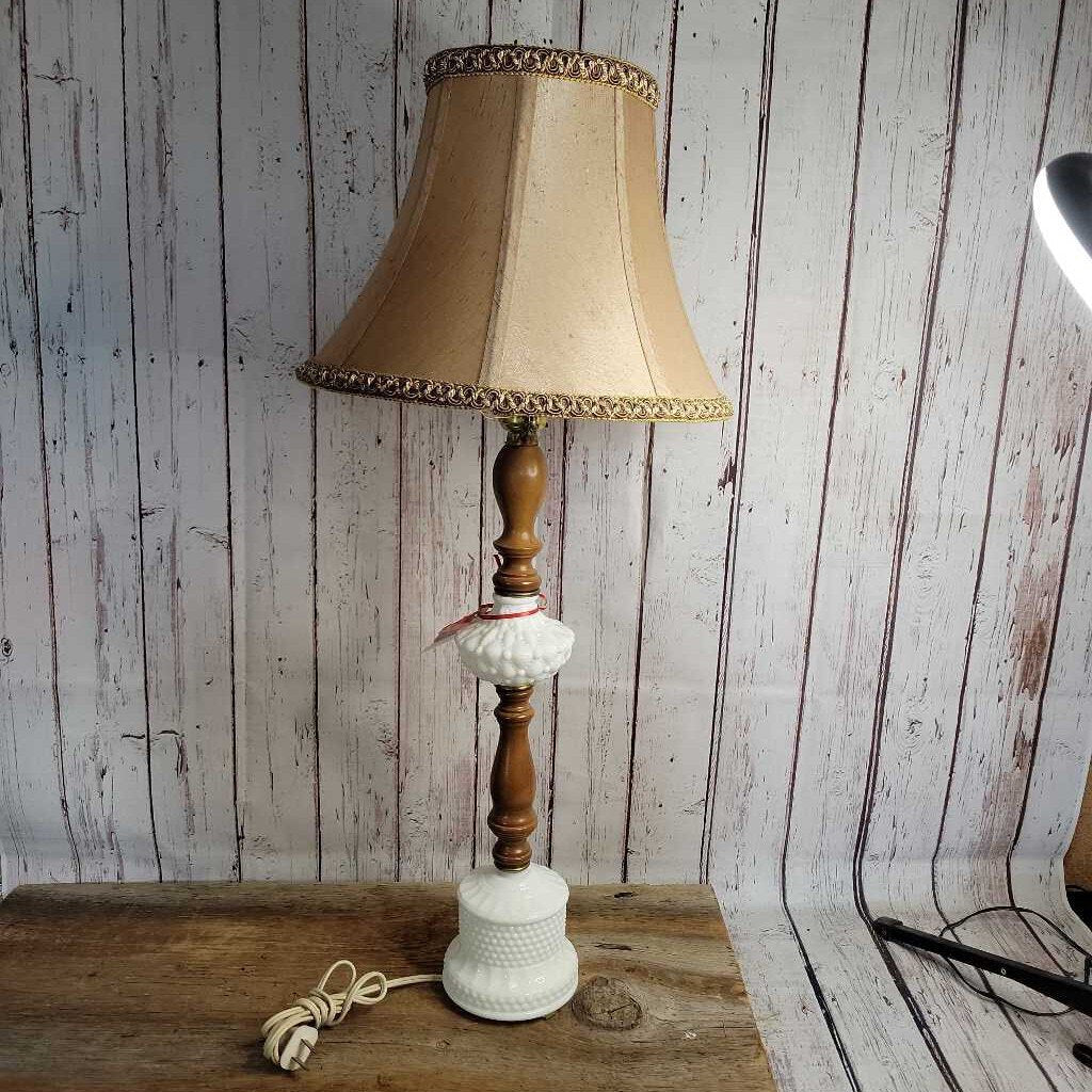 Table Lamp Milk Glass and Wood (TRE)