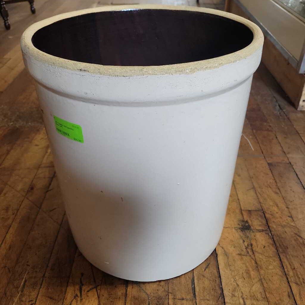 5 Gallon USA pottery crock (JP)