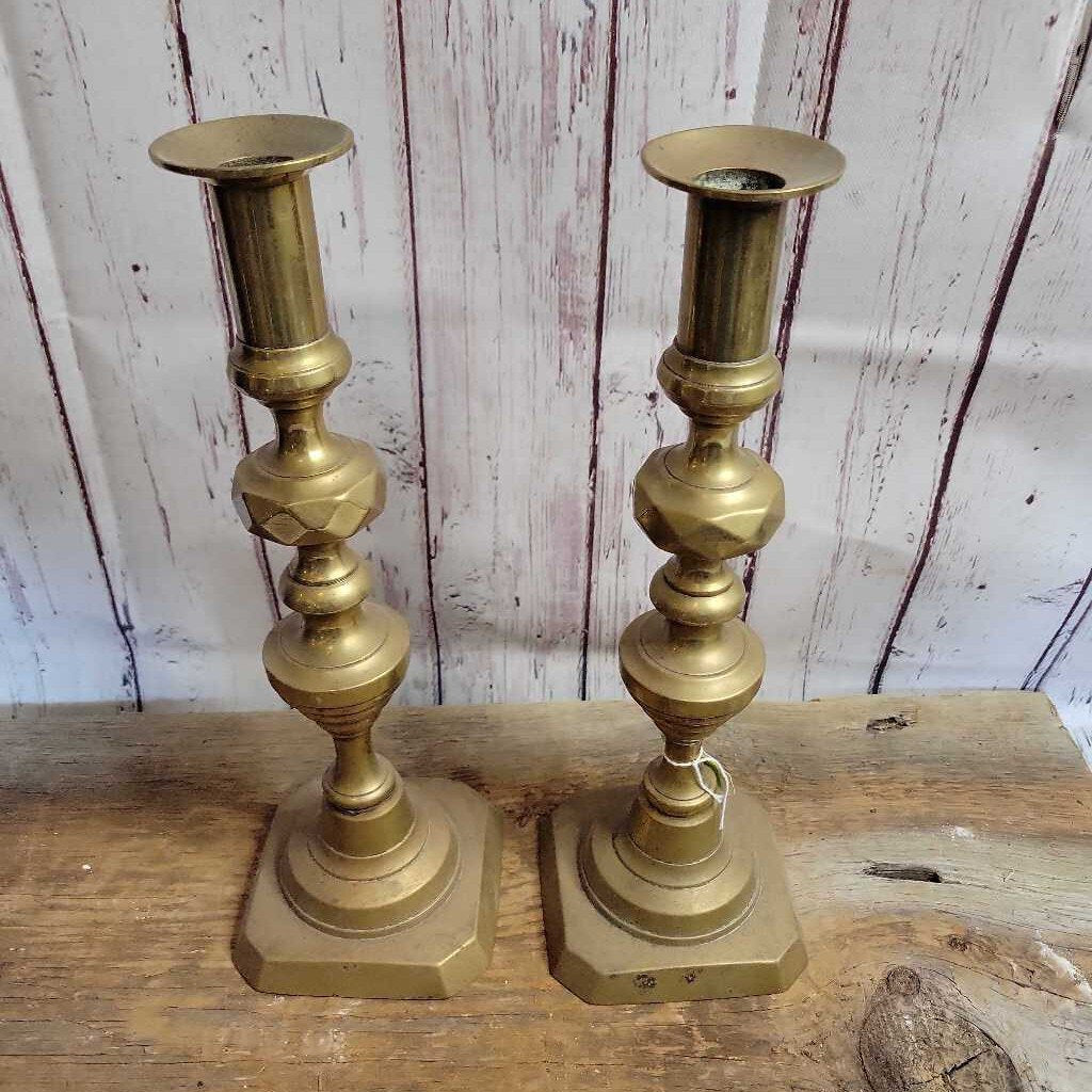 Antique Victorian Brass Candle Sticks Pair (JH49)