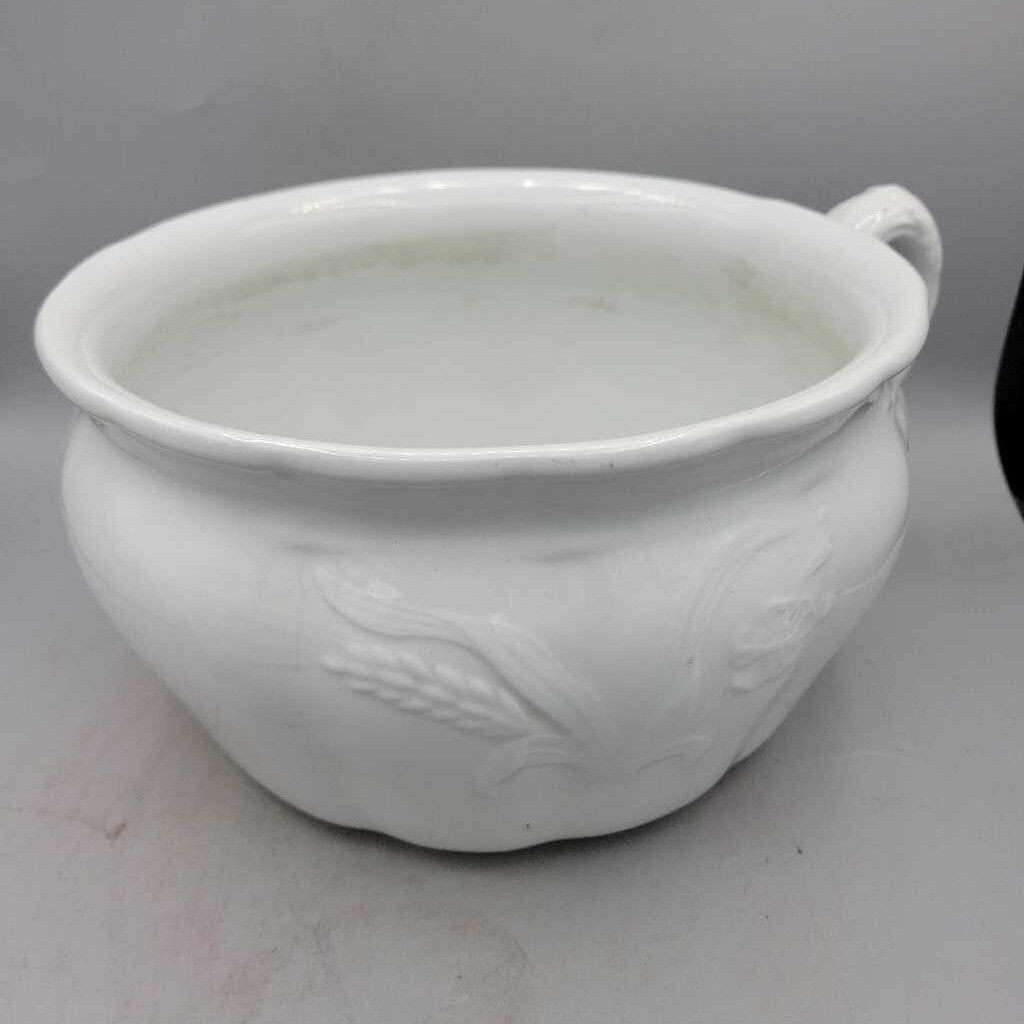 Ironstone Chamber Pot Planter (YVO) 304