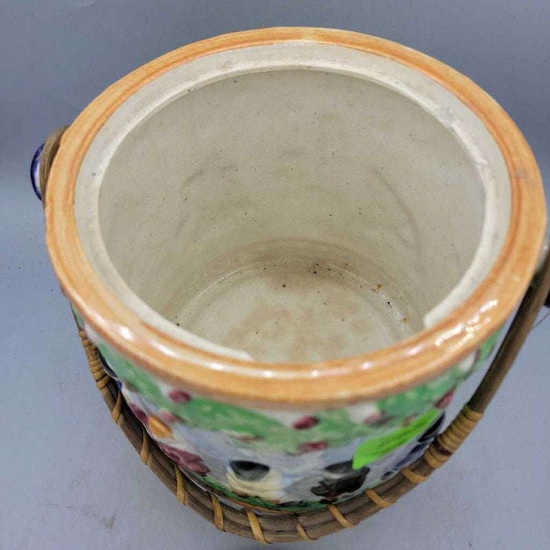 Vintage Biscuit Barrel (NUR) 428