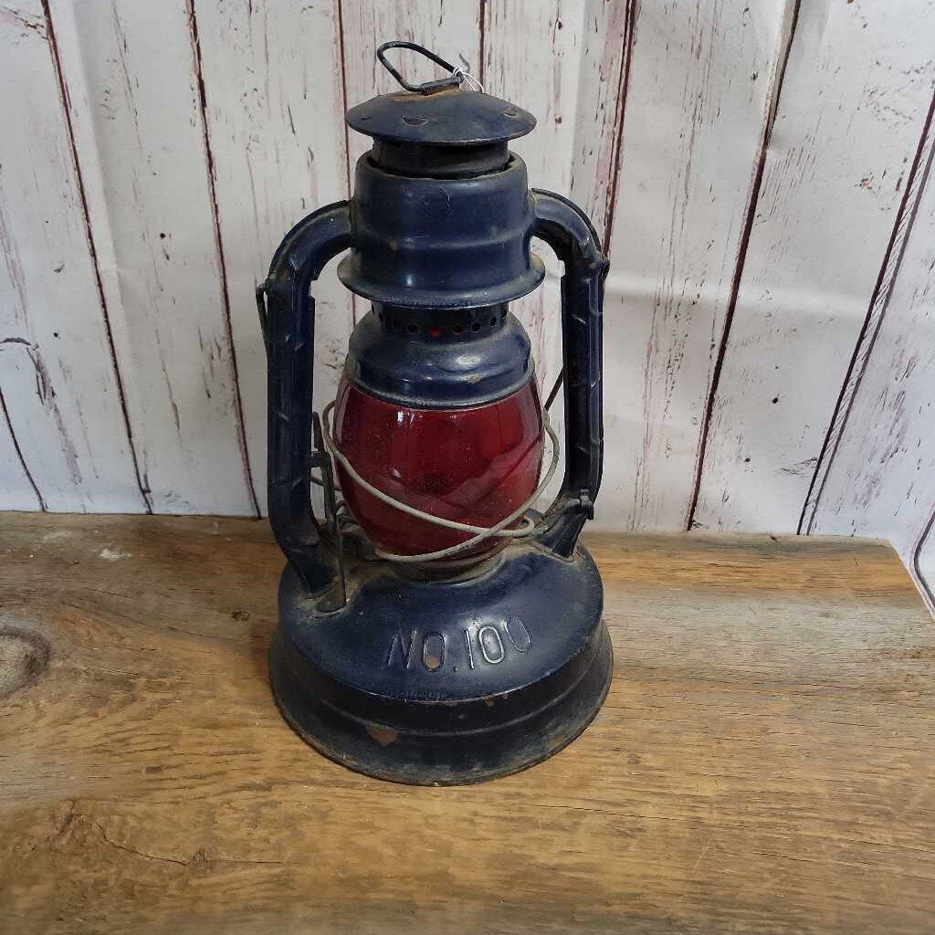 Dietz No # 100 Lantern With Red lenses (JL)