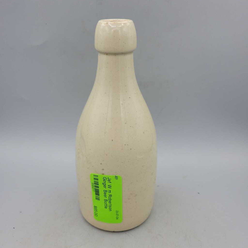 W m Robertson Ginger Beer Bottle Toronto (Jef)