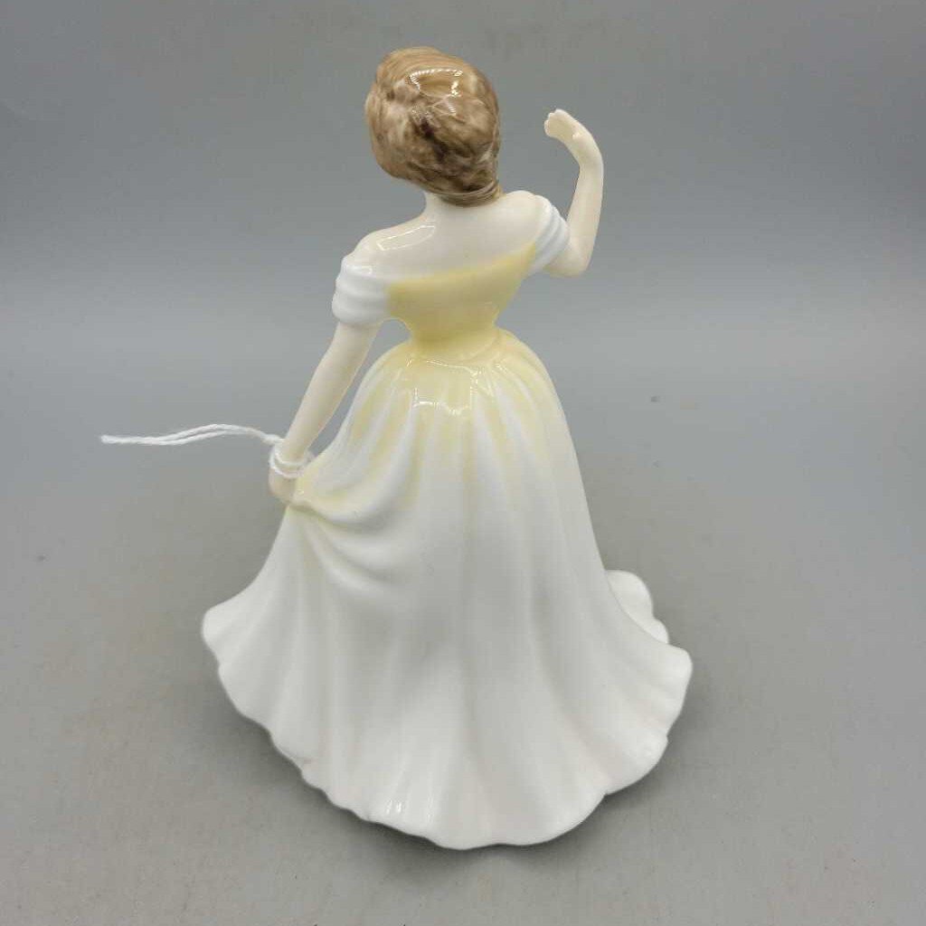 Royal Doulton Lady Figure "For Your Special Day" HN 4313 (RHA)