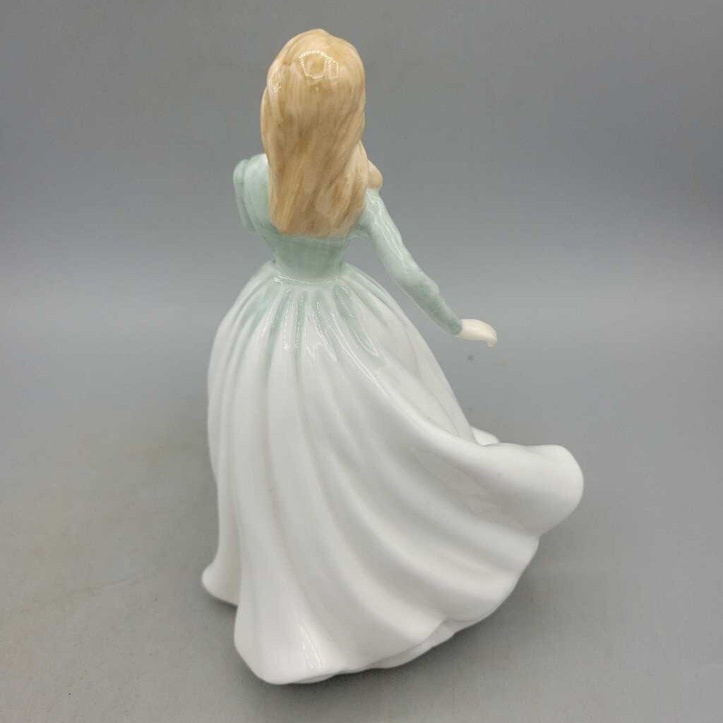 Royal Doulton Lady Figure "From The Heart" HN 4454 (RHA)