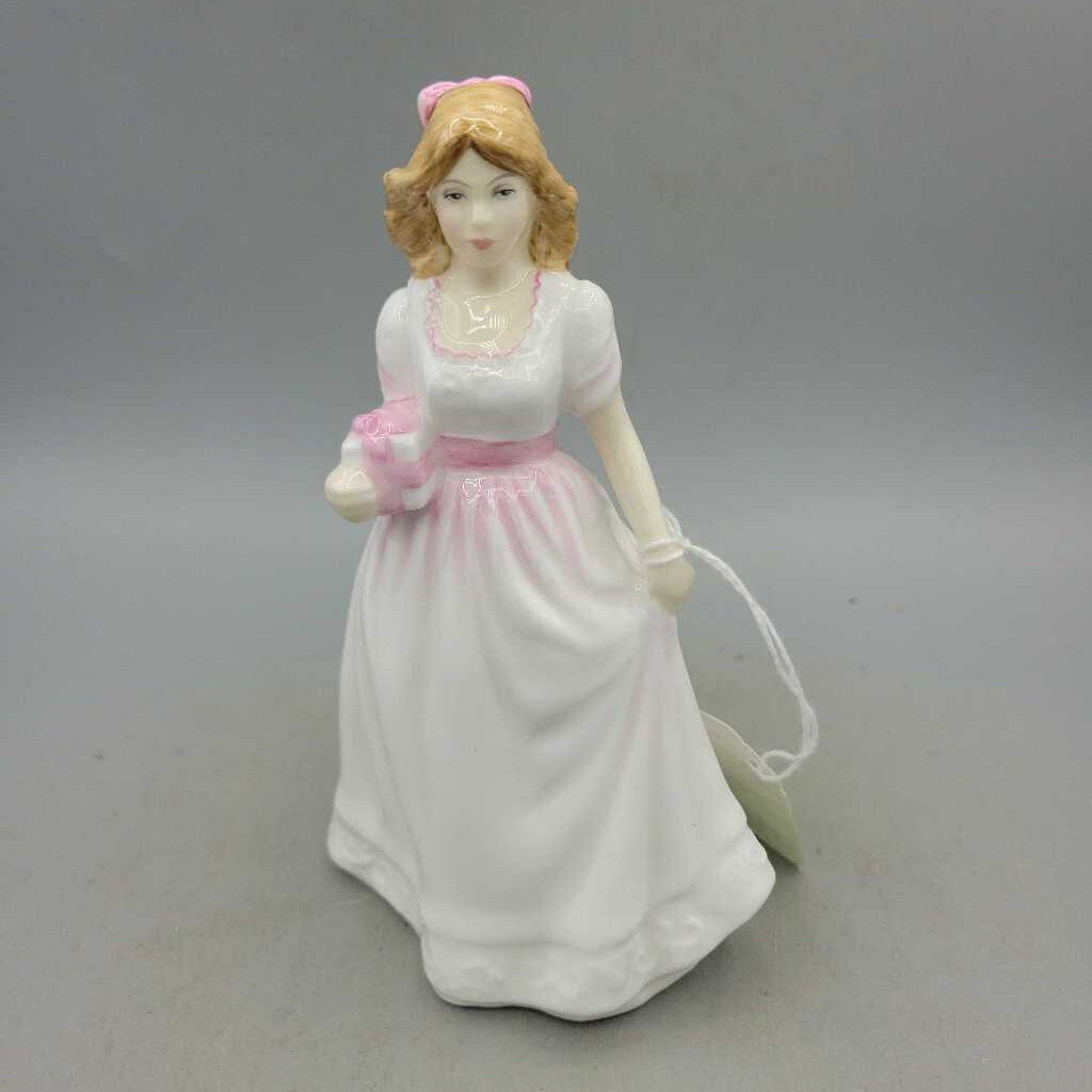 Royal Doulton Lady Figure "Special Gift" HN 4118 (RHA)