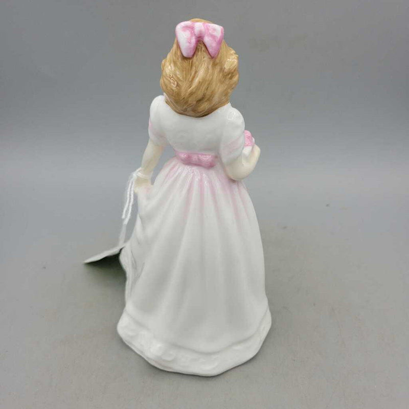 Royal Doulton Lady Figure "Special Gift" HN 4118 (RHA)