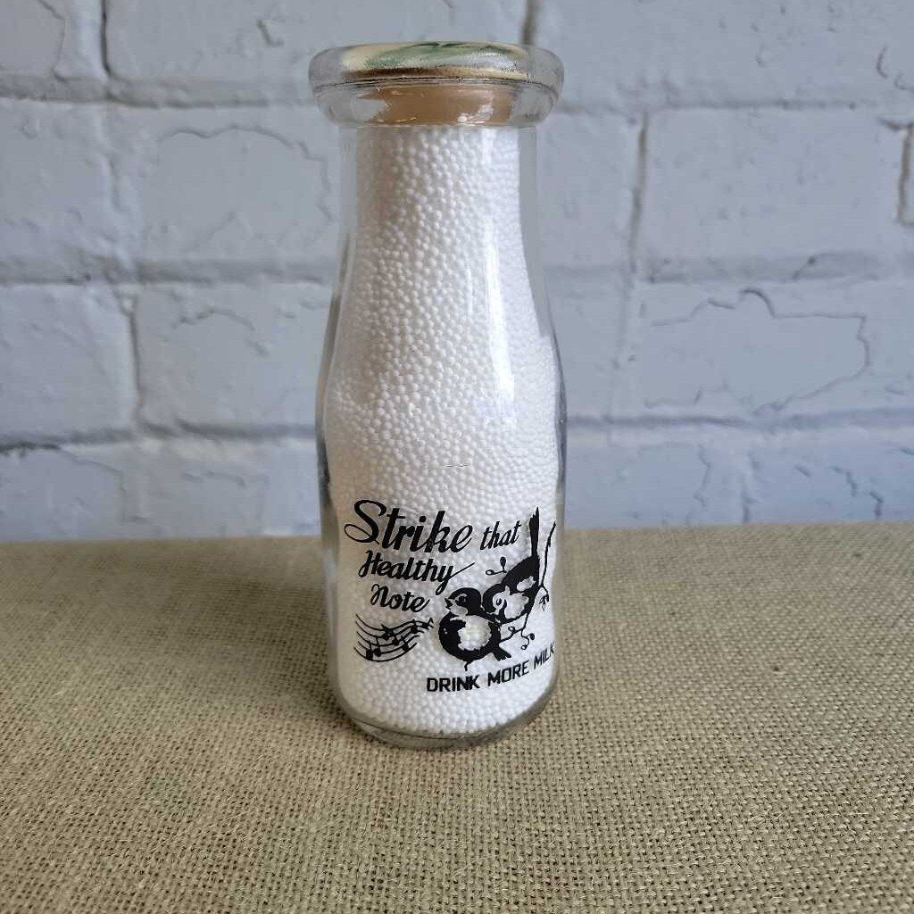 Sunnybrook Dairy 1/2 pint ACL milk Bottle (DR)