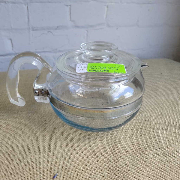Pyrex Tea Pot (CAT) b218