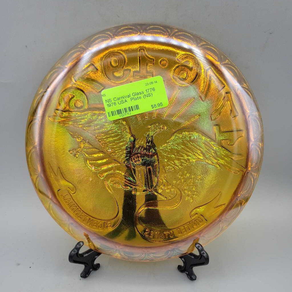 Carnival Glass 1776 1976 USA Plate (NS) 3164