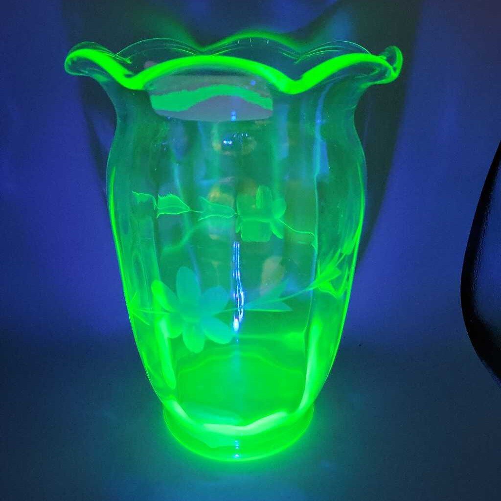 Rare Etched Uranium Glass Vase (GEC)