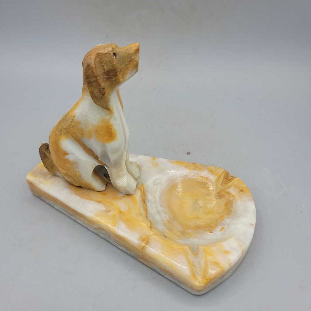 Vintage carved Onyx Dog Ashtray (RHA)