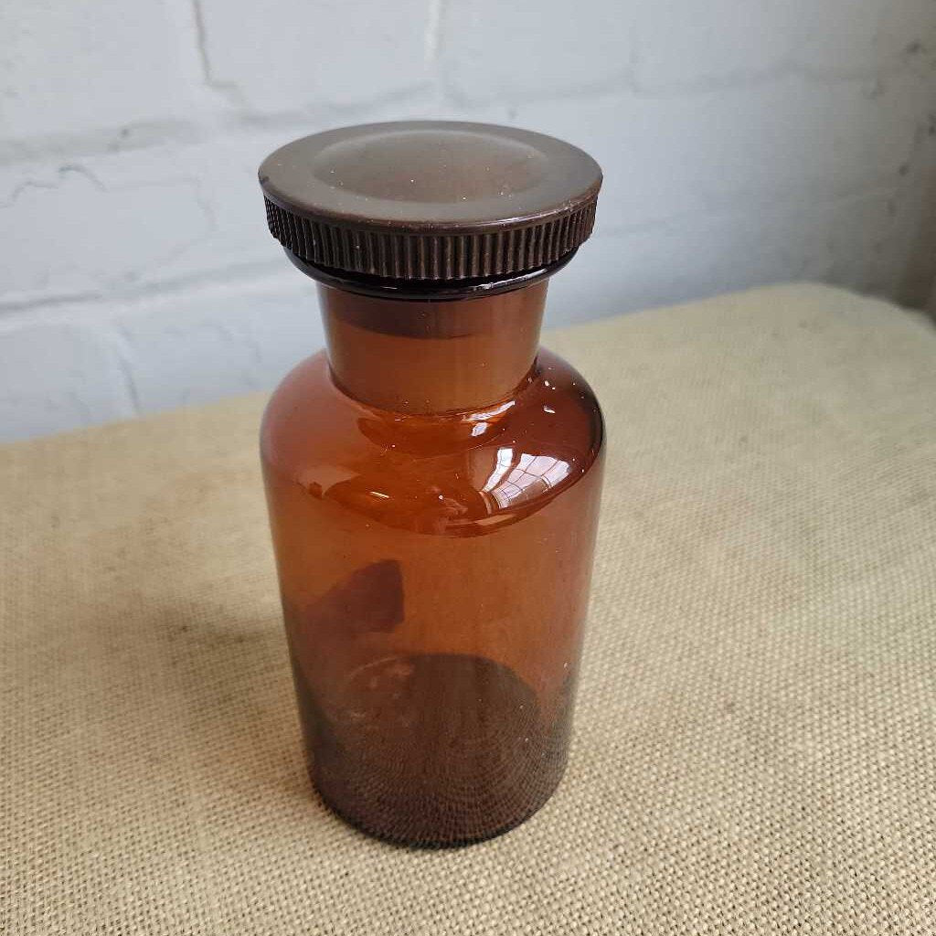 WDV 989 Amber Glass Pharmaceutical Bottle with lid and cork (K)