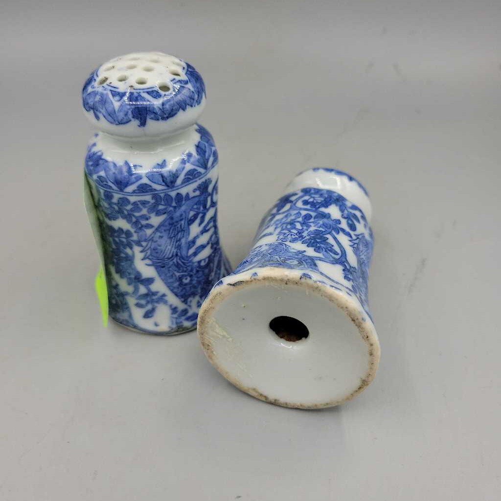 Blue and White Salt & Pepper (JAS)