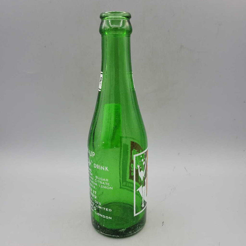 7 up 7 Oz Bottle Girl label Toronto (JAS)