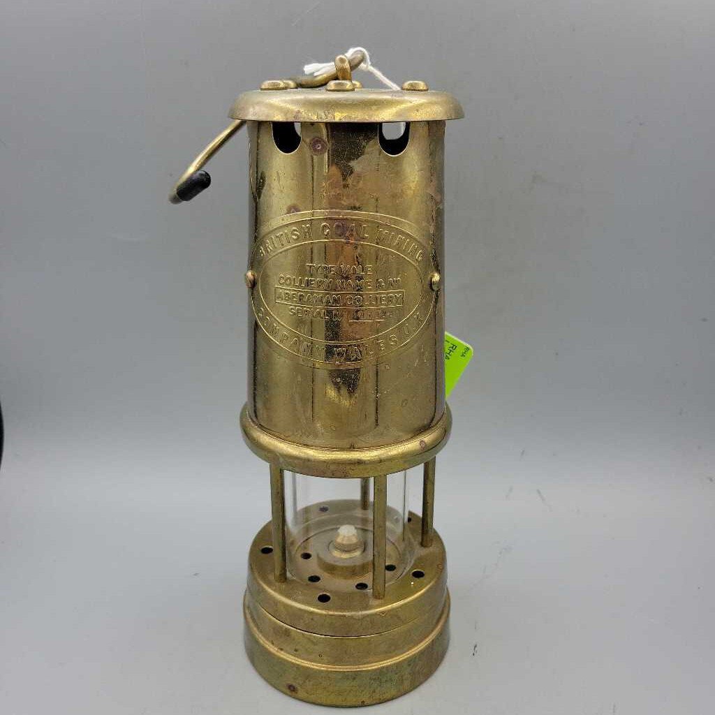 British Coal Miner Lantern (RHA)