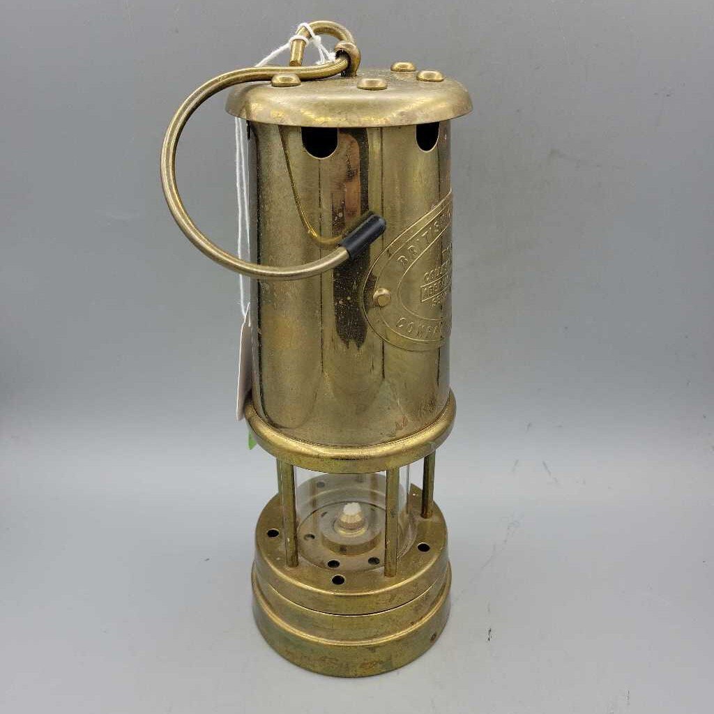 British Coal Miner Lantern (RHA)