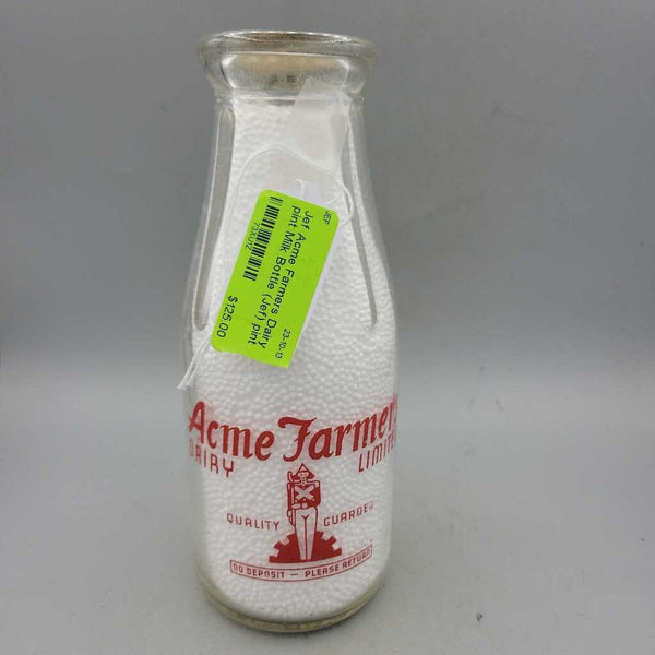 Acme Farmers Dairy pint Milk Bottle (Jef)