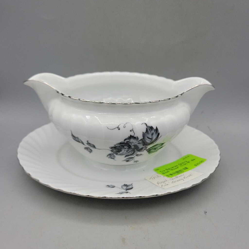 Bavarian Gravy Boat "Rose" (Tre)