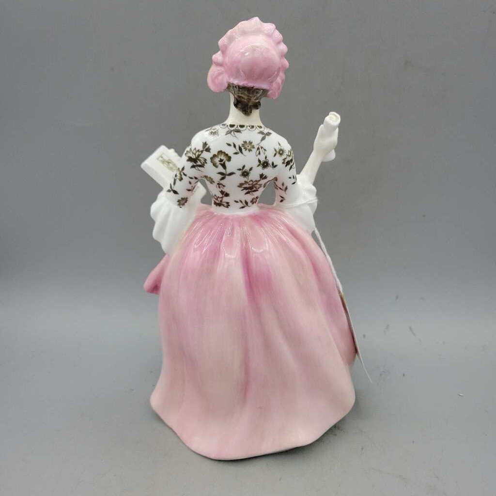 Royal Doulton "Ballad Seller " (DEB) HN2266