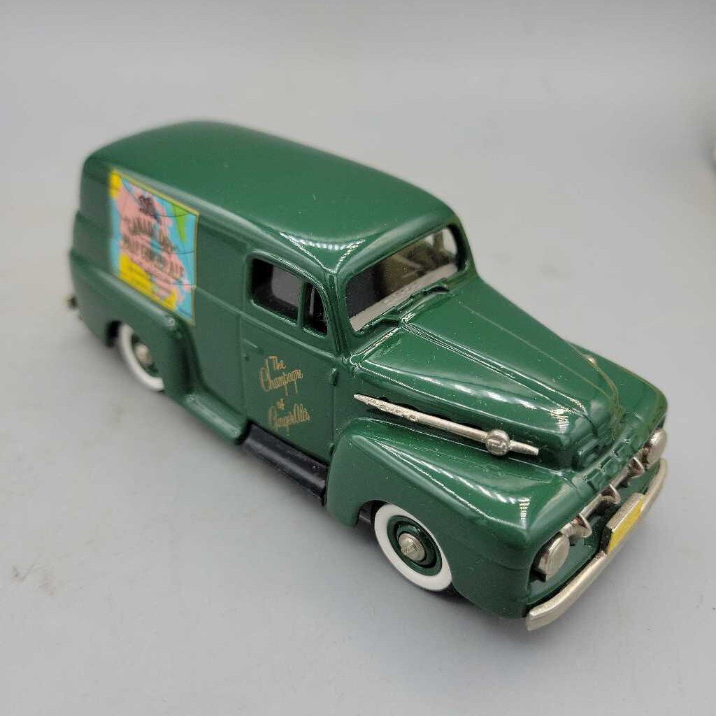 Brooklin Model "1952 Ford Delivery Panel Truck (NS) 3063