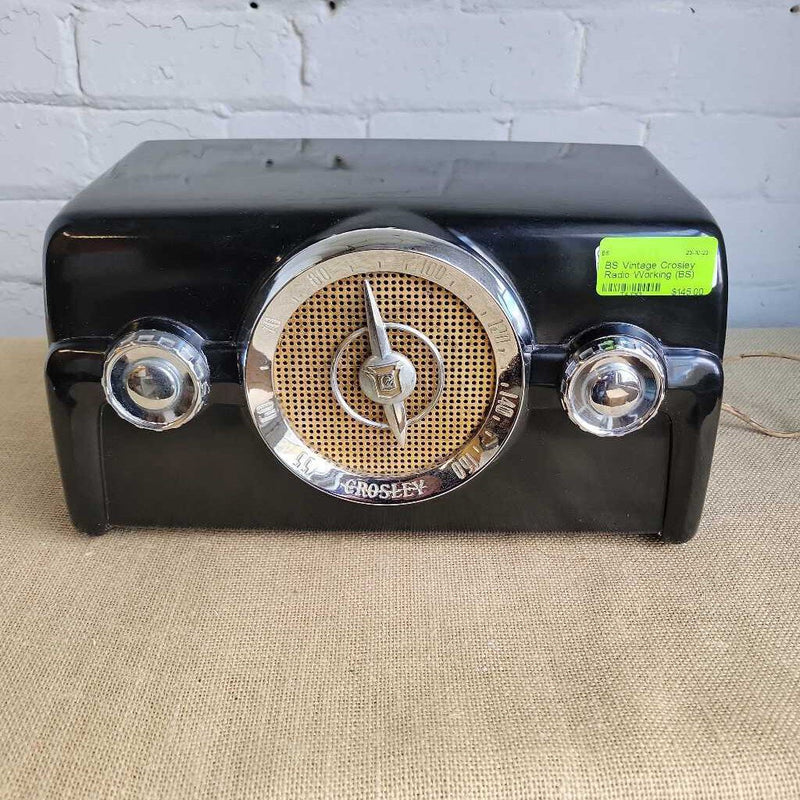 Vintage Crosley Radio Working (BS)