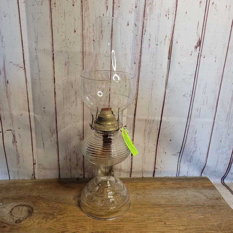Antique Oil Lamp (JAS)