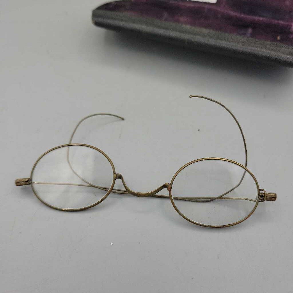 Antique Eyeglasses With Case (JAS)