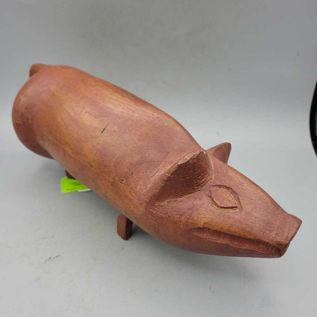 Folk Art Wooden Hand Carved Pig (US2)