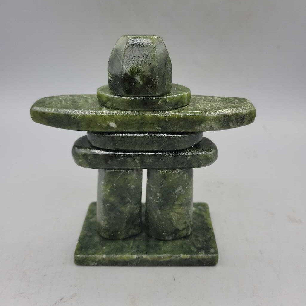 Stone Inukshuk P1297 (LIND)