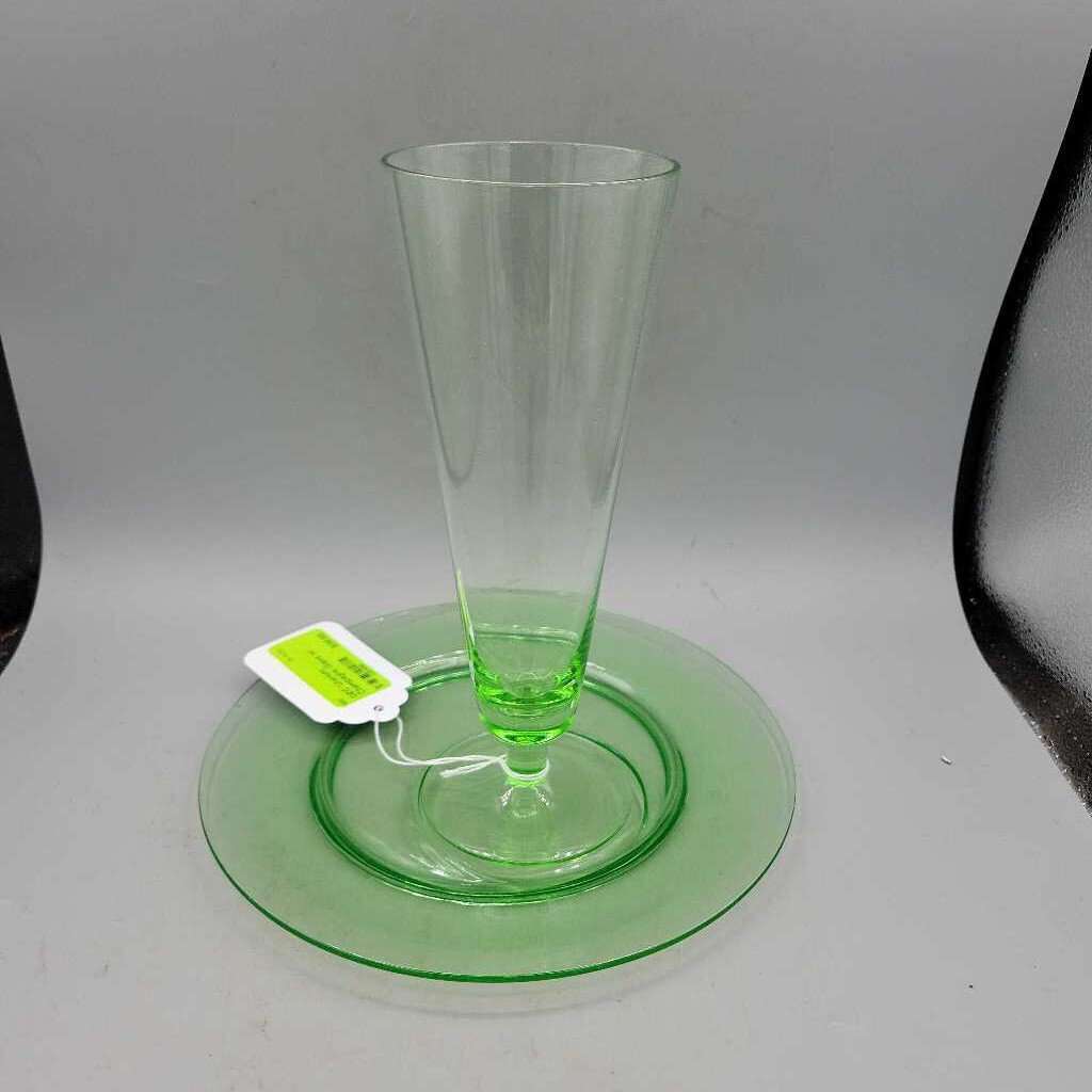 Uranium Plate Champagne Glass (GEC)