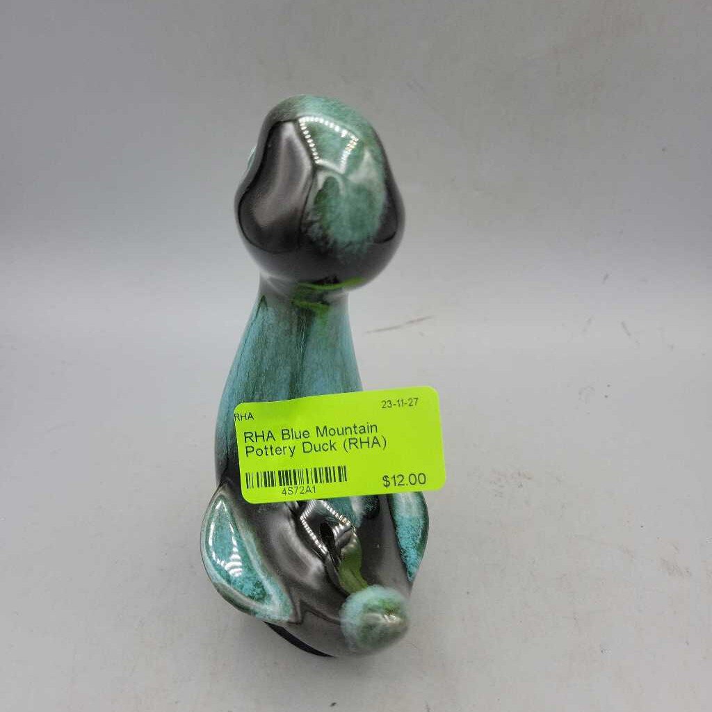 Blue Mountain Pottery Duck (RHA)