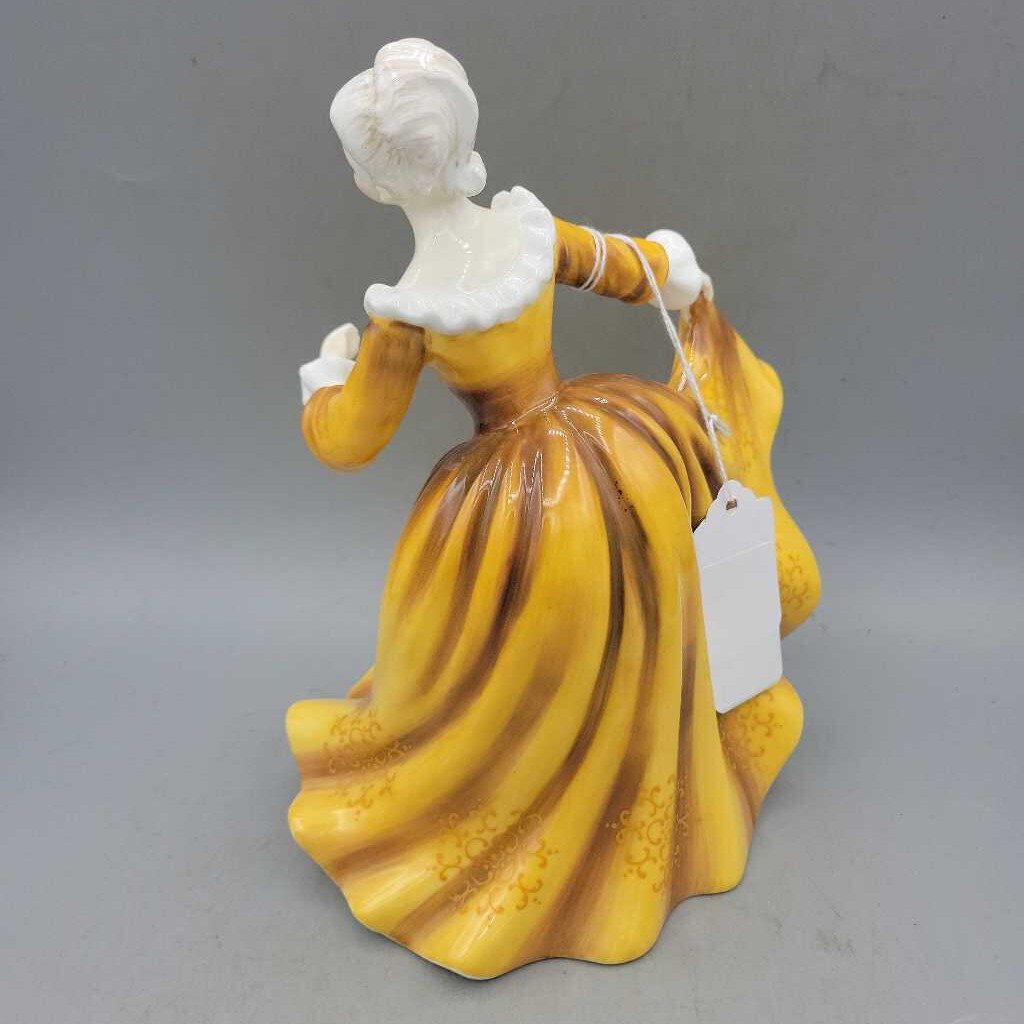 Royal Doulton "Kirsty" Lady Figure (DEB) HN2381