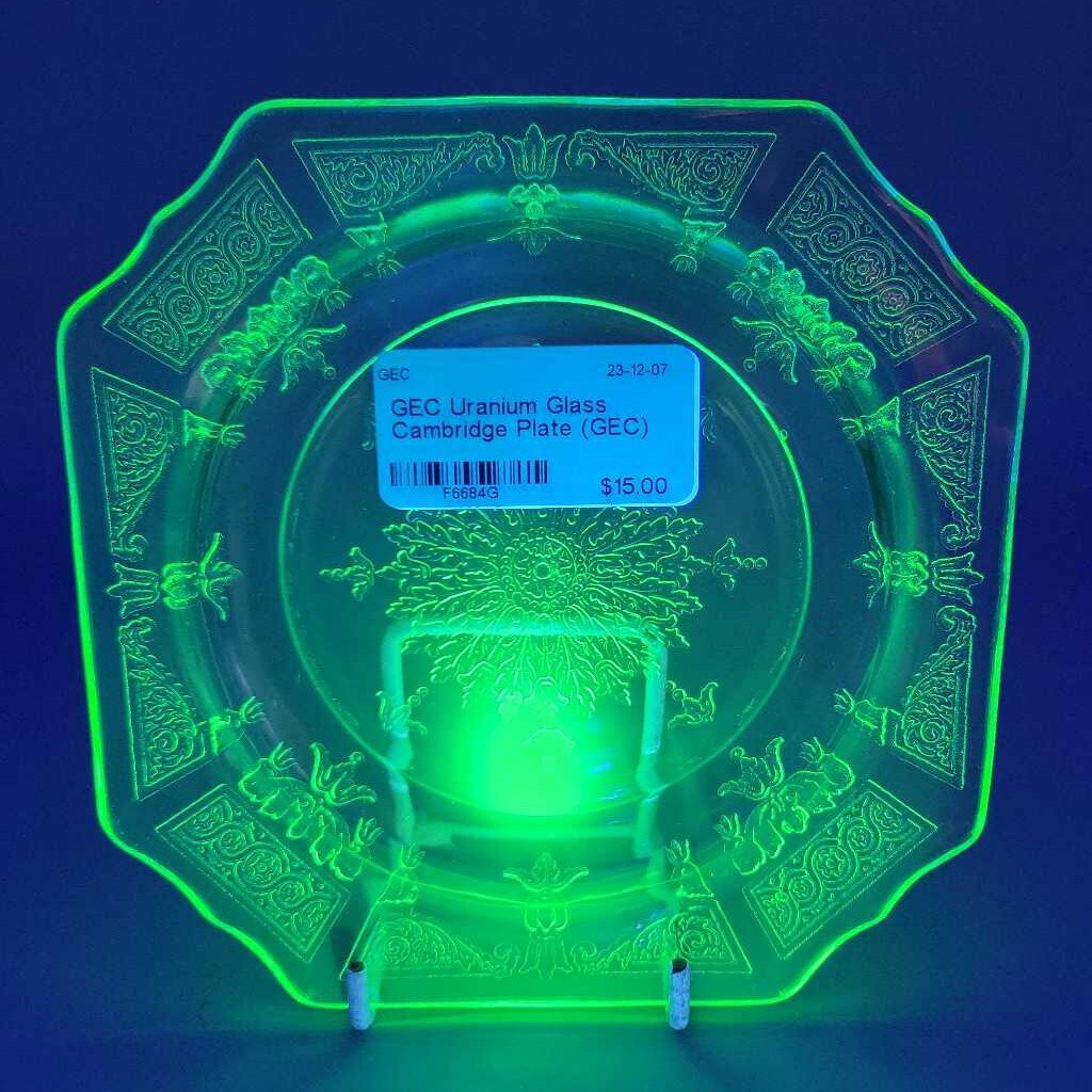 Uranium Glass Cambridge Plate (GEC)