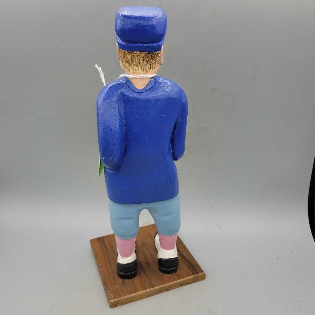 Folk Art Carved Golfer (DEB)