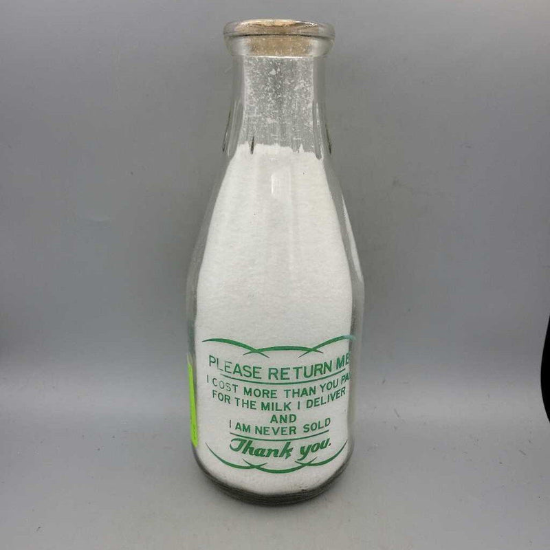 Central Creamery Renfrew Ontario milk Bottle (Jef)