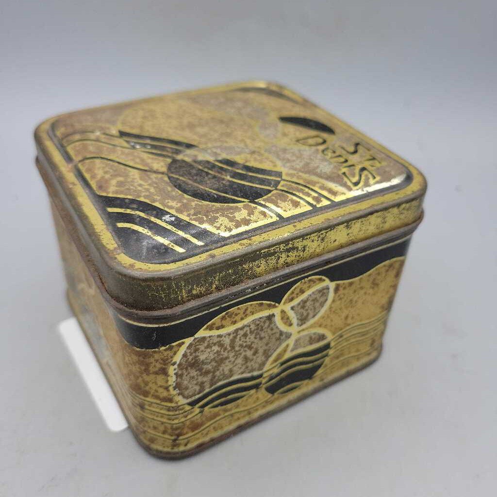 St Denis Powder Tin (JAS)