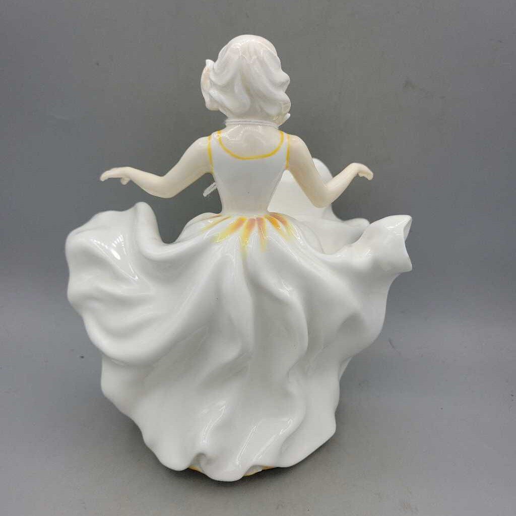 Royal Doulton Figure "Sweet seventeen" (DEB) hn2734