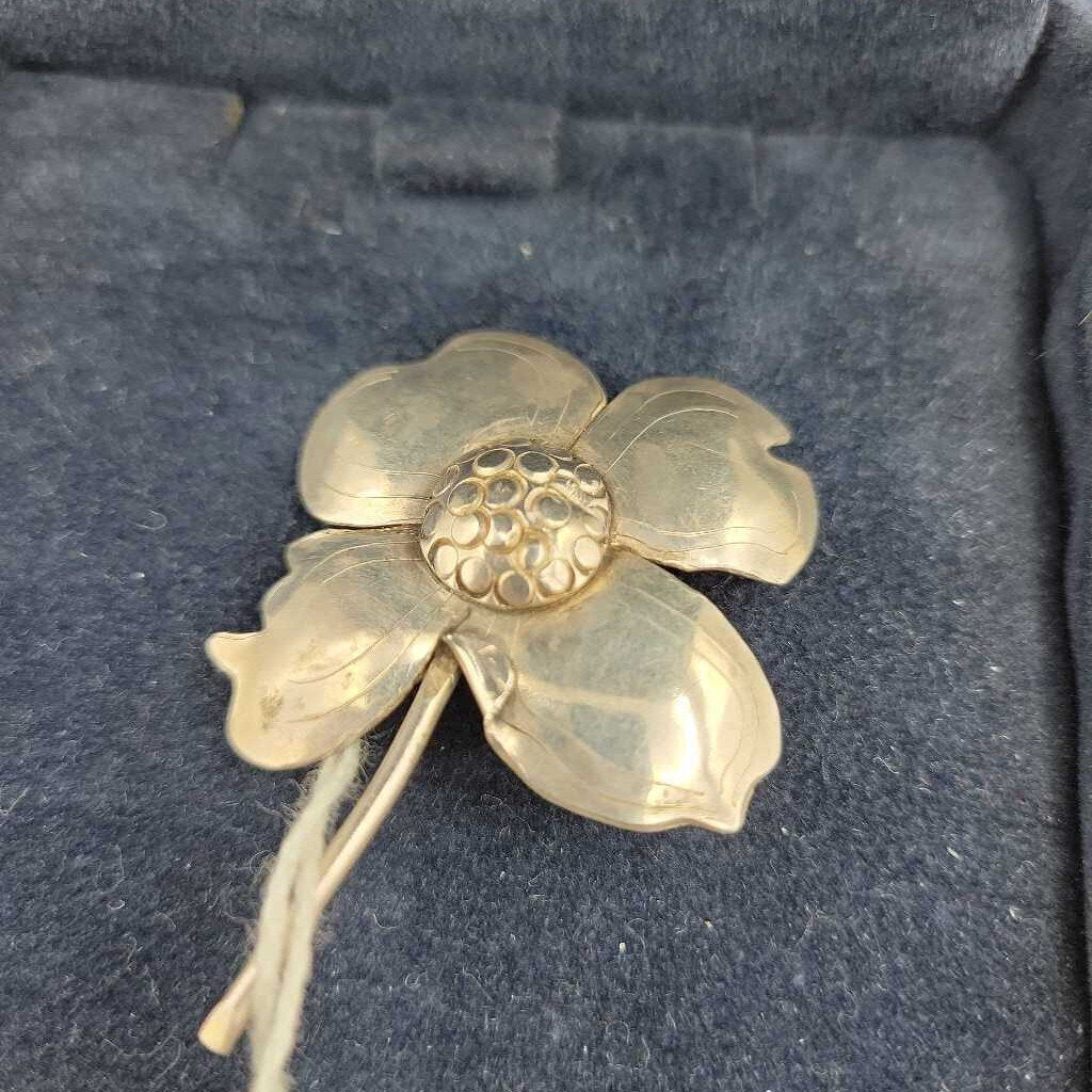 Sterling Flower pin (Lind) C782