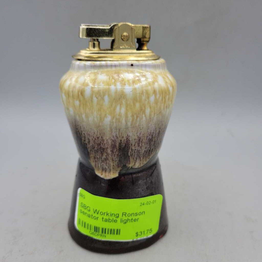 Working Ronson senator table lighter 1950s