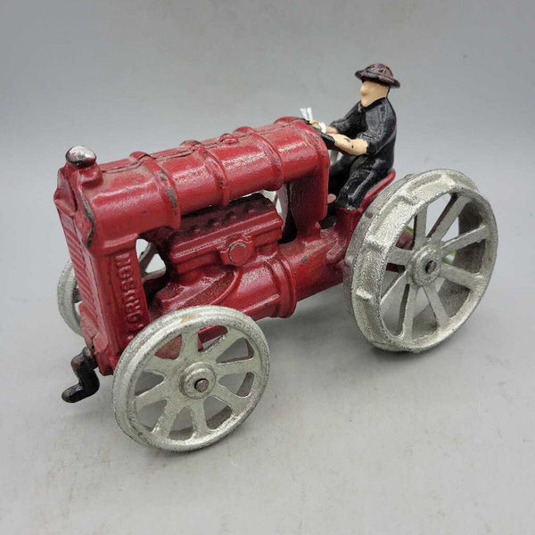 Cast Iron Tractor (DMG) 7586