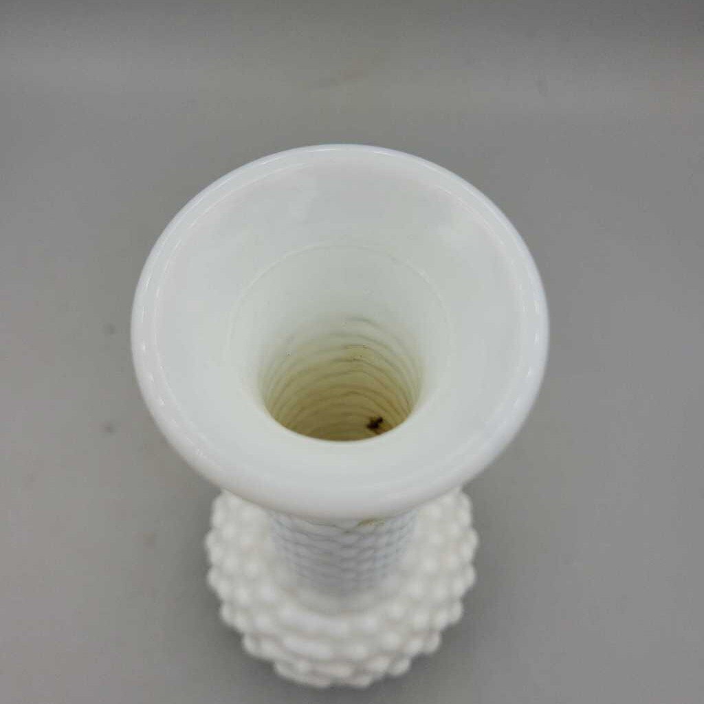 White Hobnail milk glass vase (US2)