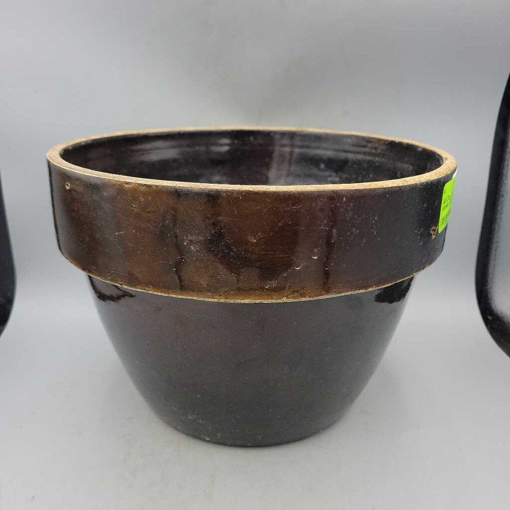 Clay Pottery Bowl planter (BS)