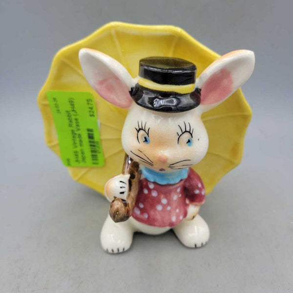 Vintage Rabbit Japan made Vase (JH49)