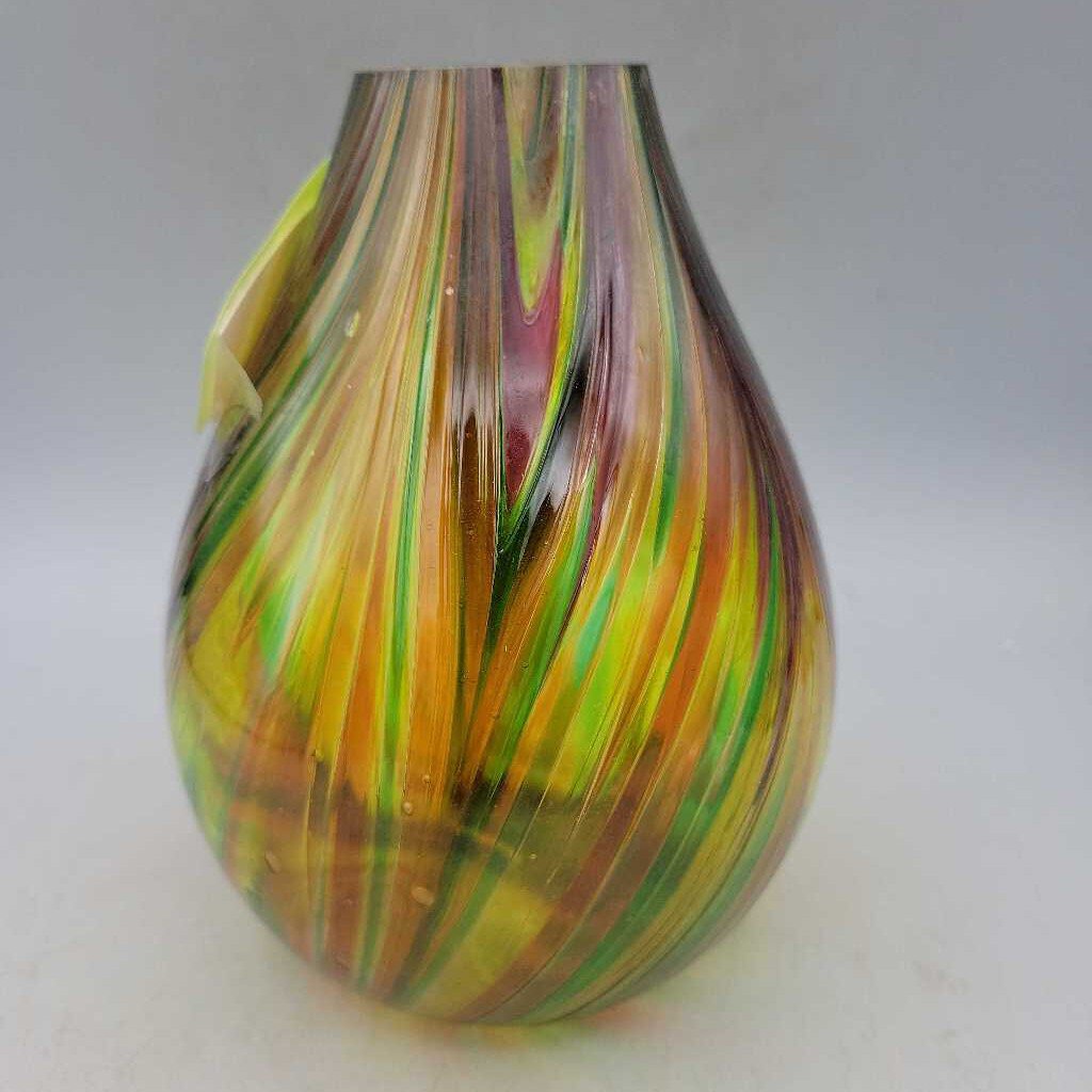 Art Glass Swirl Vase Canadian (DMG) 8882