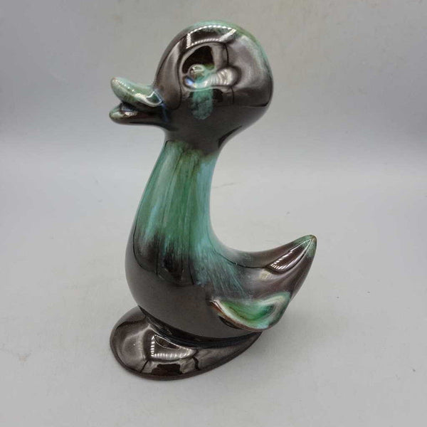 Blue Mountain Pottery duck (RHA)