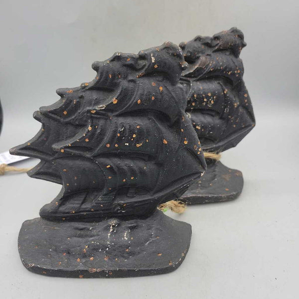 USS Constitution Ship Bookends (M2) 6069 USS Constitution Ship Bookends (M2) 6069