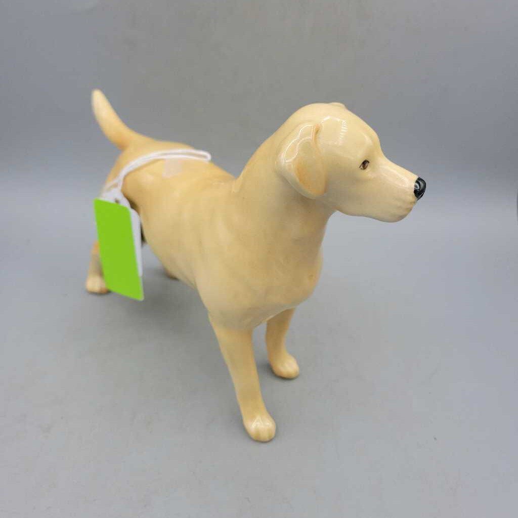 Beswick Dog Figure (DEB)